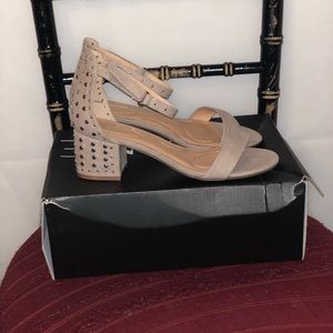 Taupe Sandal (Women’s) with Silver Detail